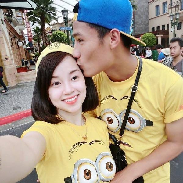 áo đôi hạnh phúc
