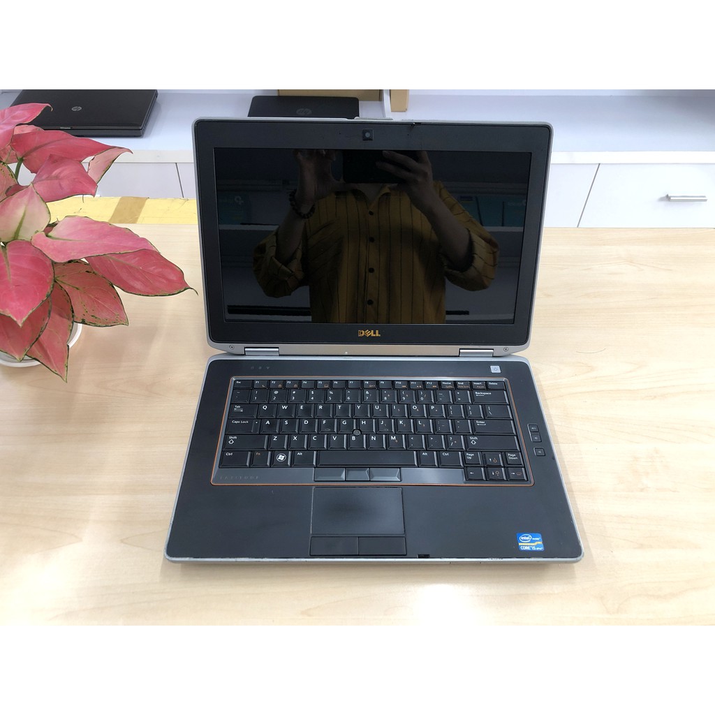 Laptop DELL 6420 - i5 2520M - HDMi - 14 inch