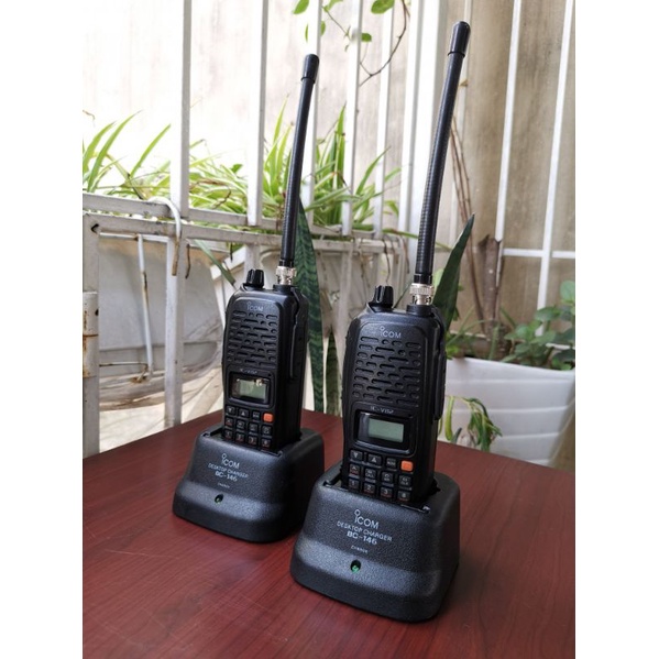 Bộ đàm công suất lớn iCom V82 Made Japan
