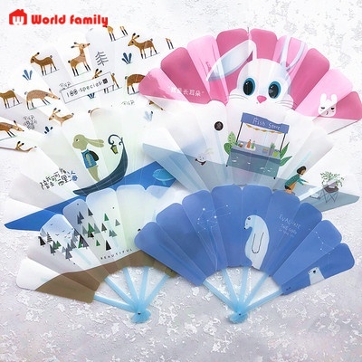 Quạt gấp nhựa in hình_họa tiết đáng yêu