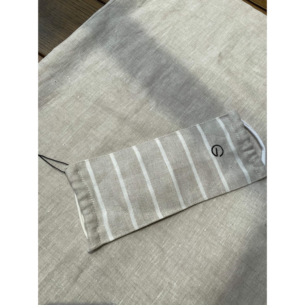 Khẩu trang vải linen hai lớp thiết kế 3D MONO (màu ngẫu nhiên) | BigBuy360 - bigbuy360.vn