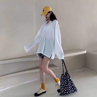 Áo khoét cổ