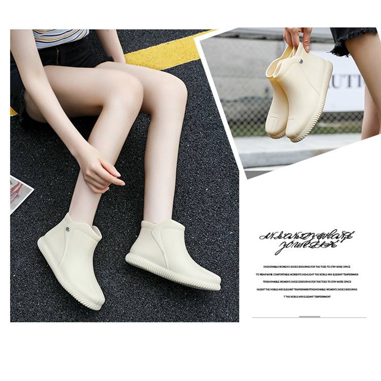 Giày đi mưa đế mềm không thấm nước cho nữ