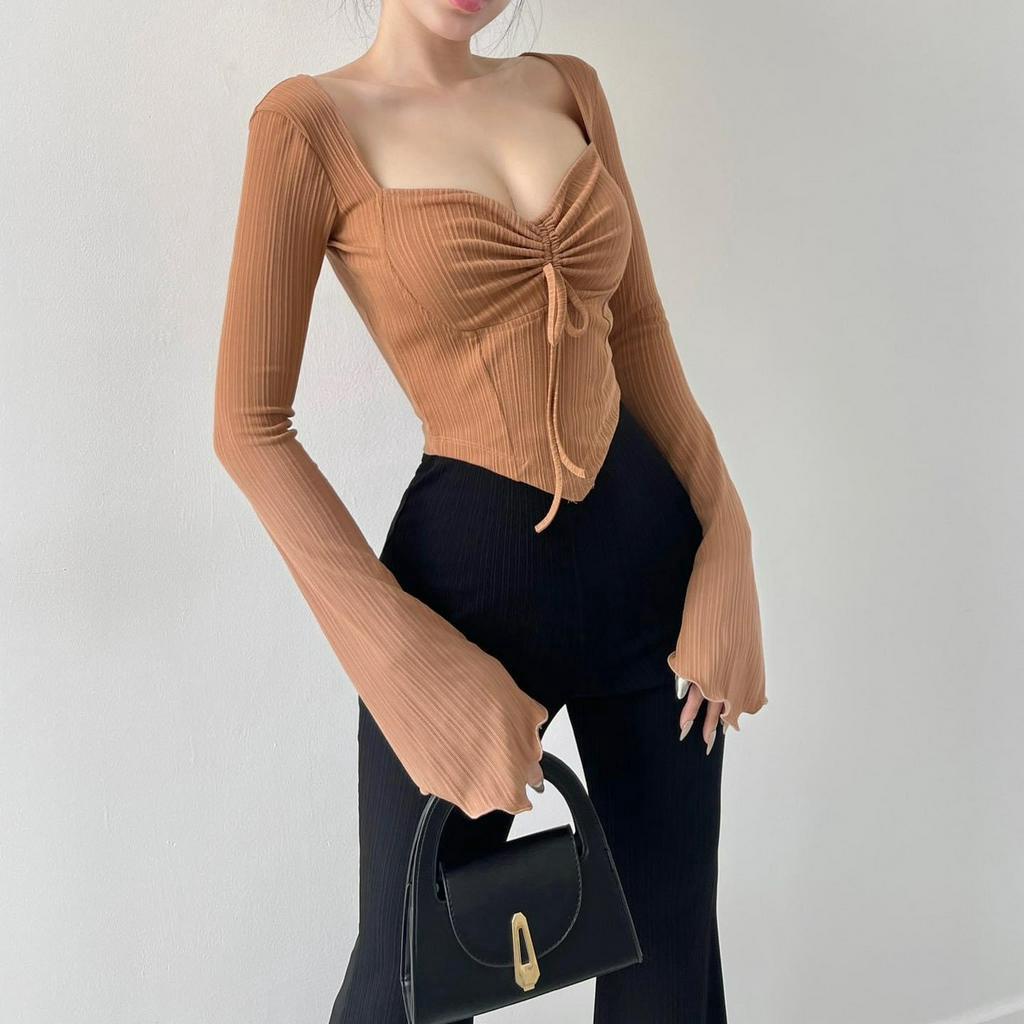 Áo Thun Bo Gân Đuôi Tà Nhọn Cổ Vuông Tay Dài Ống Loe Phối Cột Dây Rút Giữa Cute TTVV0467