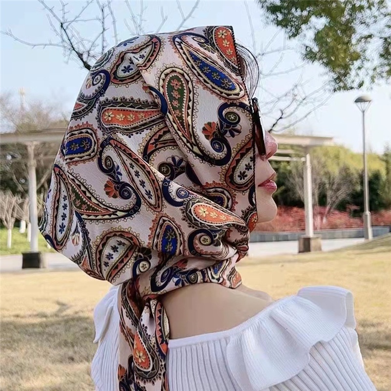 Khăn tam giác trùm tóc kiểu cô gái Hà Lan hoa vintage nhiều mẫu - Mã TT009 The Collar Box