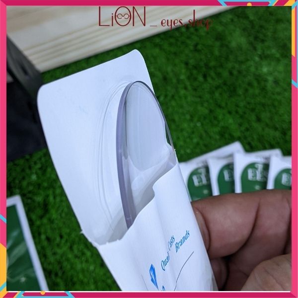 Tròng kính cận chống xước chiết suất 1.56
