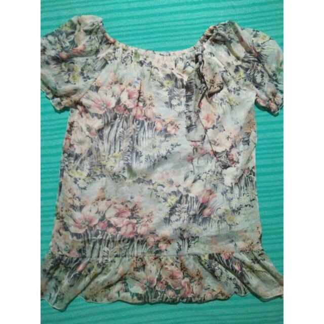A01. Áo voan hoa form dài size L