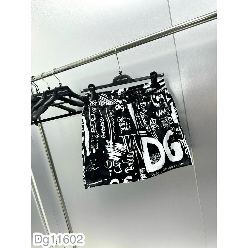 Quần Đùi Gió Nam D.G Đen Họa Tiết Logo Trắng - Quần Đùi Gió D.G Dành Cho Nam