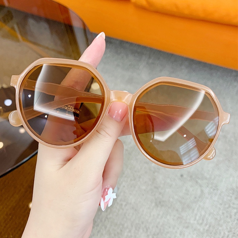 Kính mát thời trang Hàn Quốc cho nam và nữ