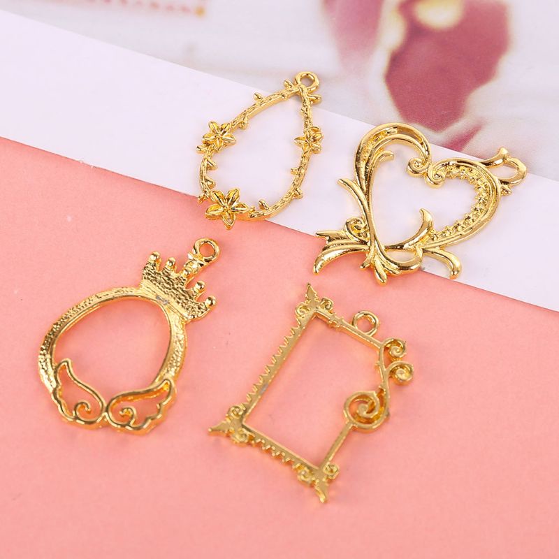 Khung Treo Chìa Khóa Hình Bướm Bằng Nhựa Resin UV Charms
