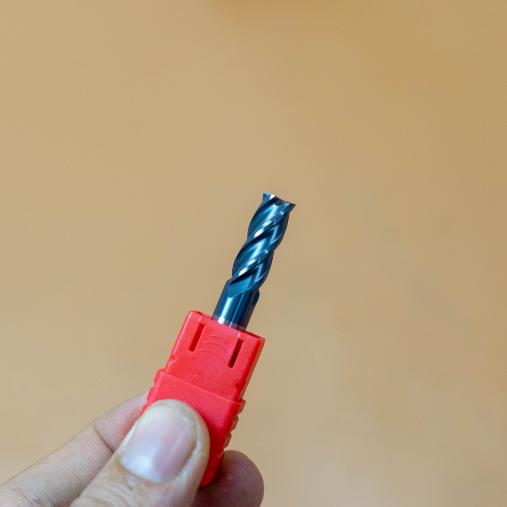 Phay ngón hợp kim 50HRC