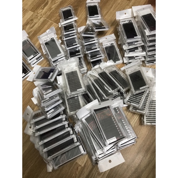 mi thanh lí 10k/1 khay có YY, D ,LD, L, C , U