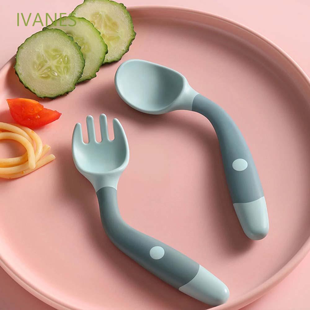 Bộ muỗng nĩa bằng silicon mềm cho bé tập ăn