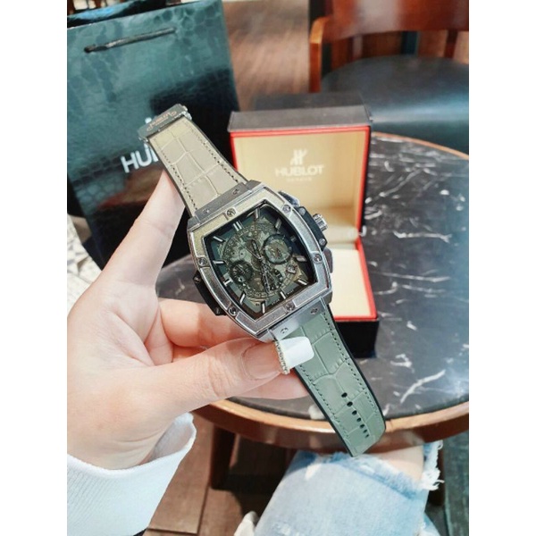 Đồng hồ nam HBLO