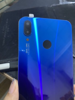 Lưng Huawei nova 3i kèm kính che camera
