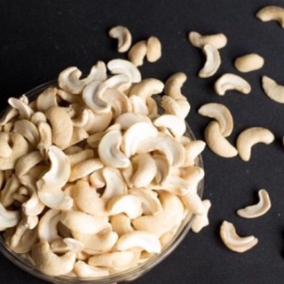 500GRAM HẠT ĐIỀU TƯƠI VỠ ĐÔI, TƯ LÀM SỮA