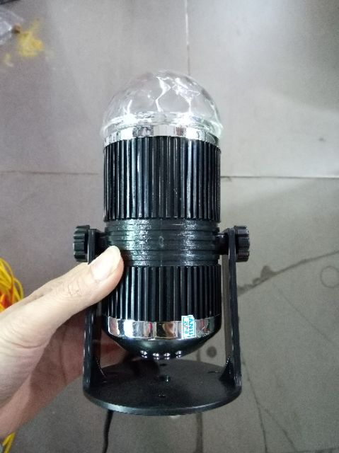 ( Có video) Đèn cầu quay led 7 màu .