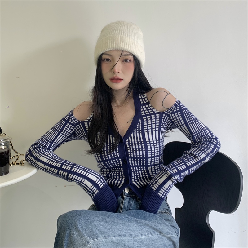 Porozi  Áo dệt kim tay dài cổ chữ V trễ vai phong cách thời trang Hàn Quốc dành cho nữ