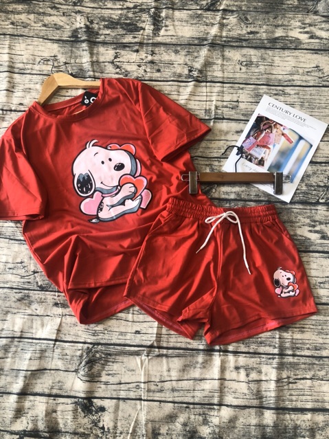 Bộ nữ thun cộc tay quần sooc in hình cún snoopy | BigBuy360 - bigbuy360.vn
