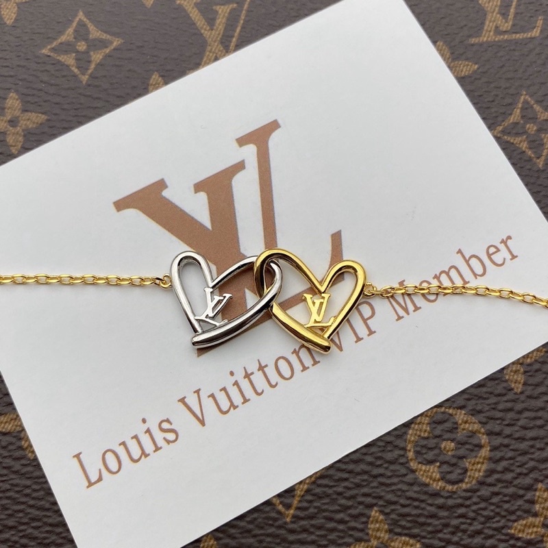 Lắc tay tim đôi LV,VL ko rỉ [ HÀNG MỚI VỀ] Hàng có hộp