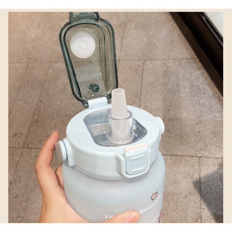 Bình Đựng Nước 2 Lít, Có Vạch Chia Ml, Có Giờ Báo Uống Nước