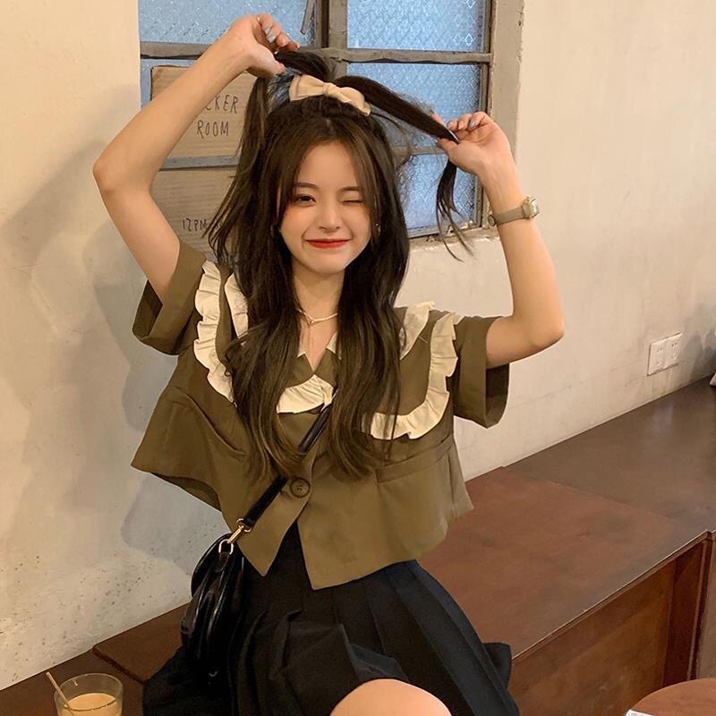 Áo sơ mi cổ bèo dễ thương