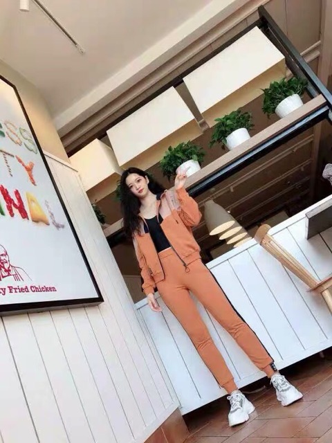 Bộ thể thao nữ. Hàng Quảng Châu.Sz:M-4XL