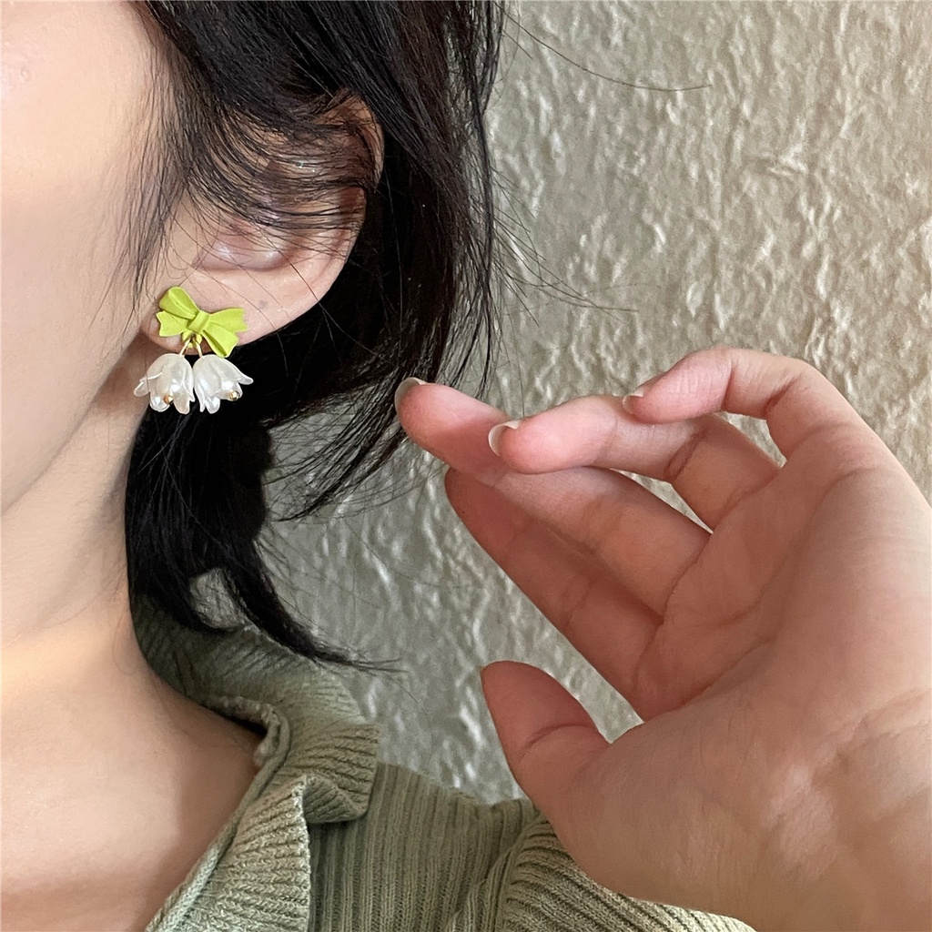 Khuyên Tai Hình Hoa Lily Nhỏ Phong Cách Mới Mùa Hè 2022