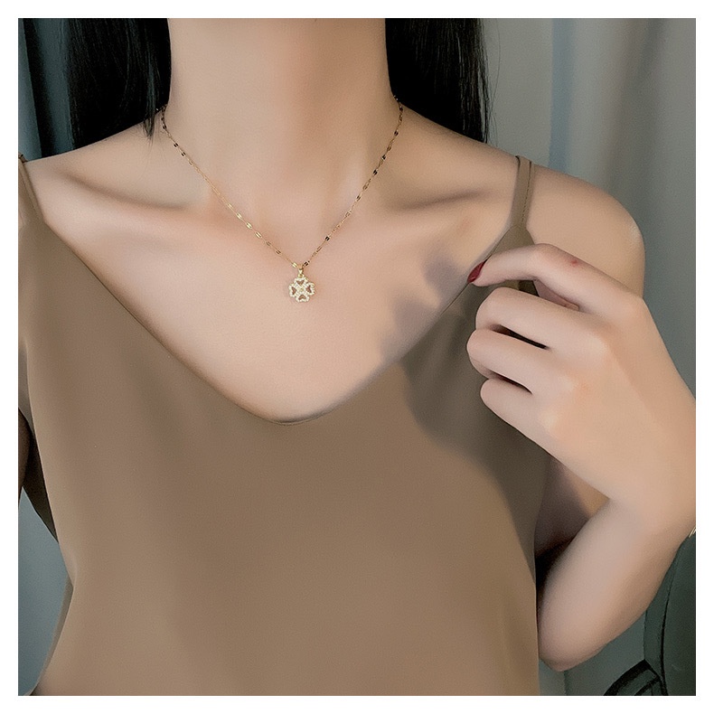 Dây Chuyền Thép Titan Mặt Cỏ Bốn Lá Đính Đá Zircon Thời Trang Hàn Quốc