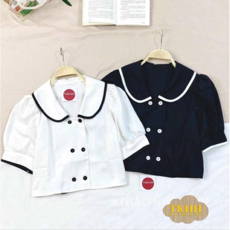 áo thun - kiểu croptop nút giữa cổ sen tay ngắn