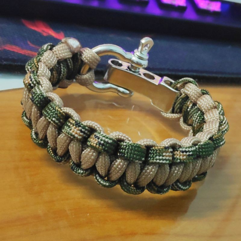 Vòng tay Paracord Bracelet (nhận đổi màu dây)