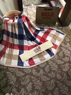 Chăn tuyết muji