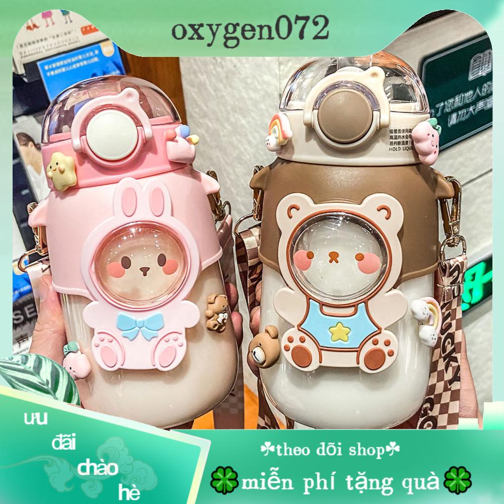 Oxygen072 Ống hút mềm Cốc uống nhựa di động Sippy Mô hình hoạt Chai nước có dây đeo