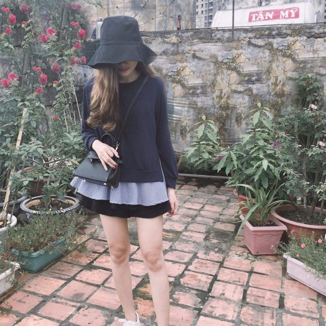Áo len phối sơ mi xinh nhé