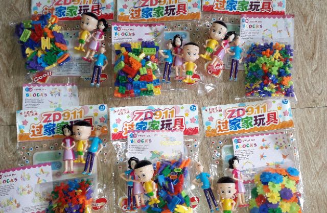 Sét lắp ráp đa năng bằng nhưa có trên 50 chi tiết 911 và gia đình con đầu to rất đẹp