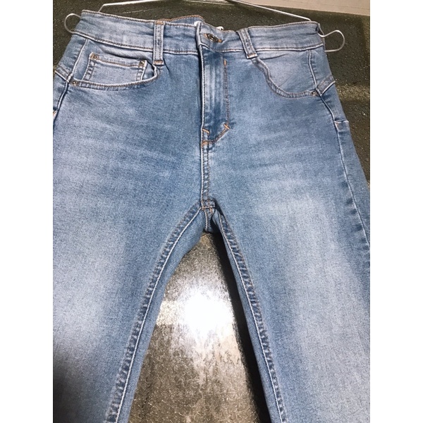 Quần skinny Pull&Bear