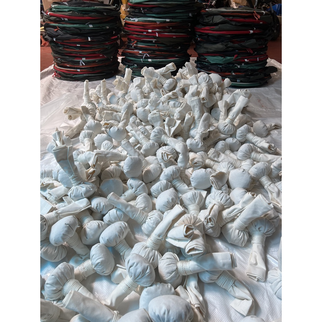 MUỐI CHƯỜM MẮT