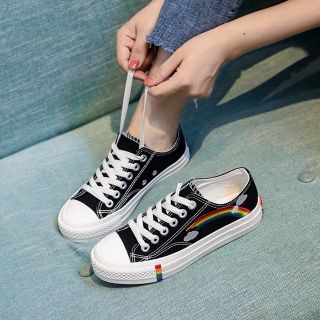 Giày thể thao nữ cầu vòng