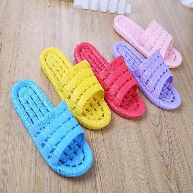 Dép lỗ dẻo siêu bền đi trong nhà xuất Hàn (hàng có sẵn - được chọn màu chọn size ) | BigBuy360 - bigbuy360.vn