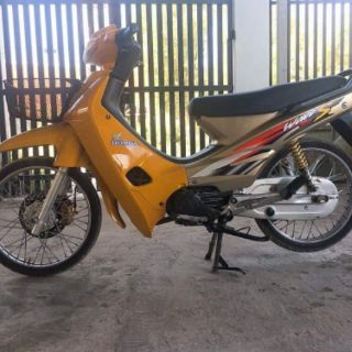 Dàn áo wave 110 màu vàng đen, vàng bạc