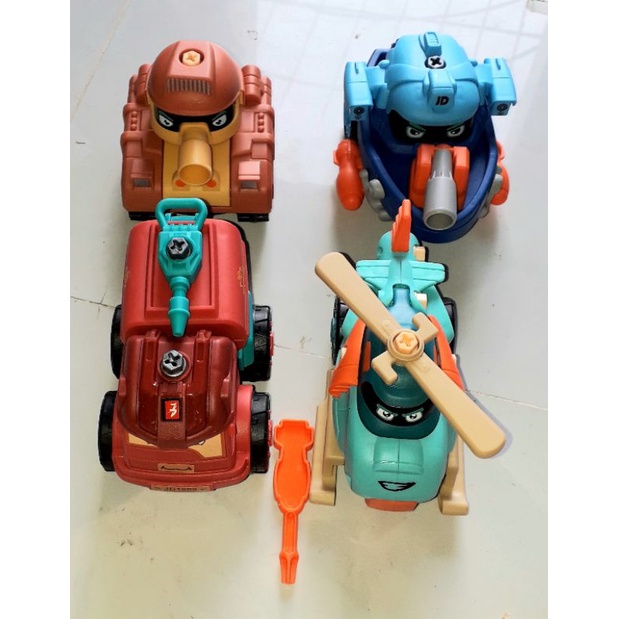 Sét Lắp ráp 4 chiếc xe tàu máy bằng nhựa rất đẹp