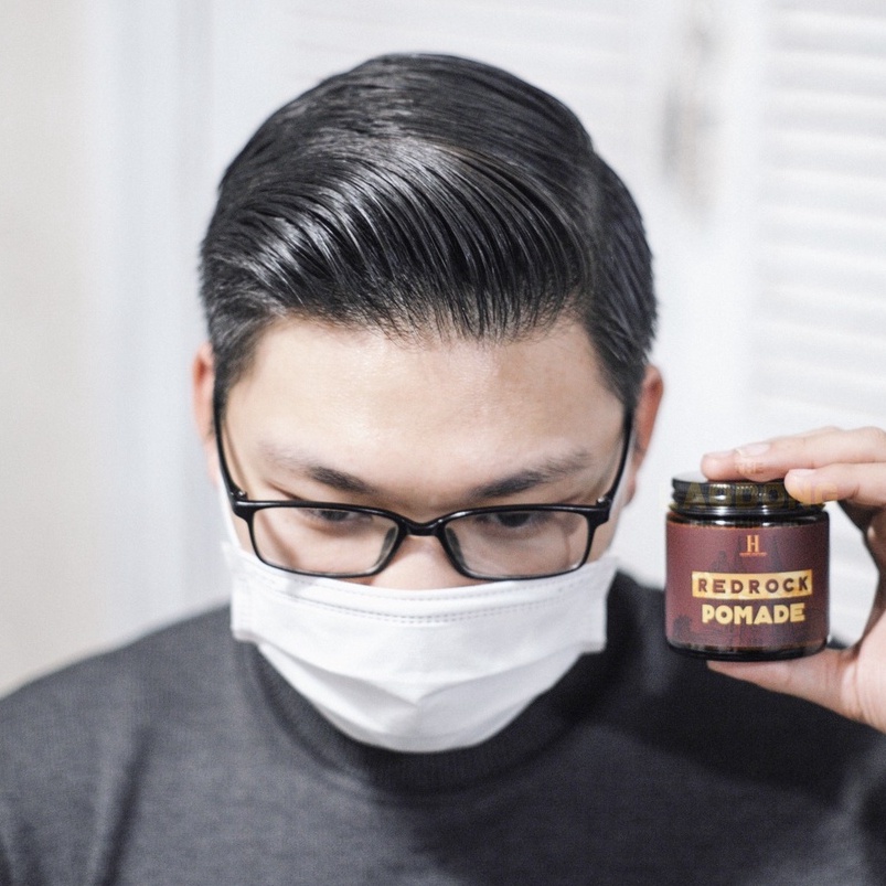 Sáp vuốt tóc nam Saigon Hustlers Red Rock Pomade 112g