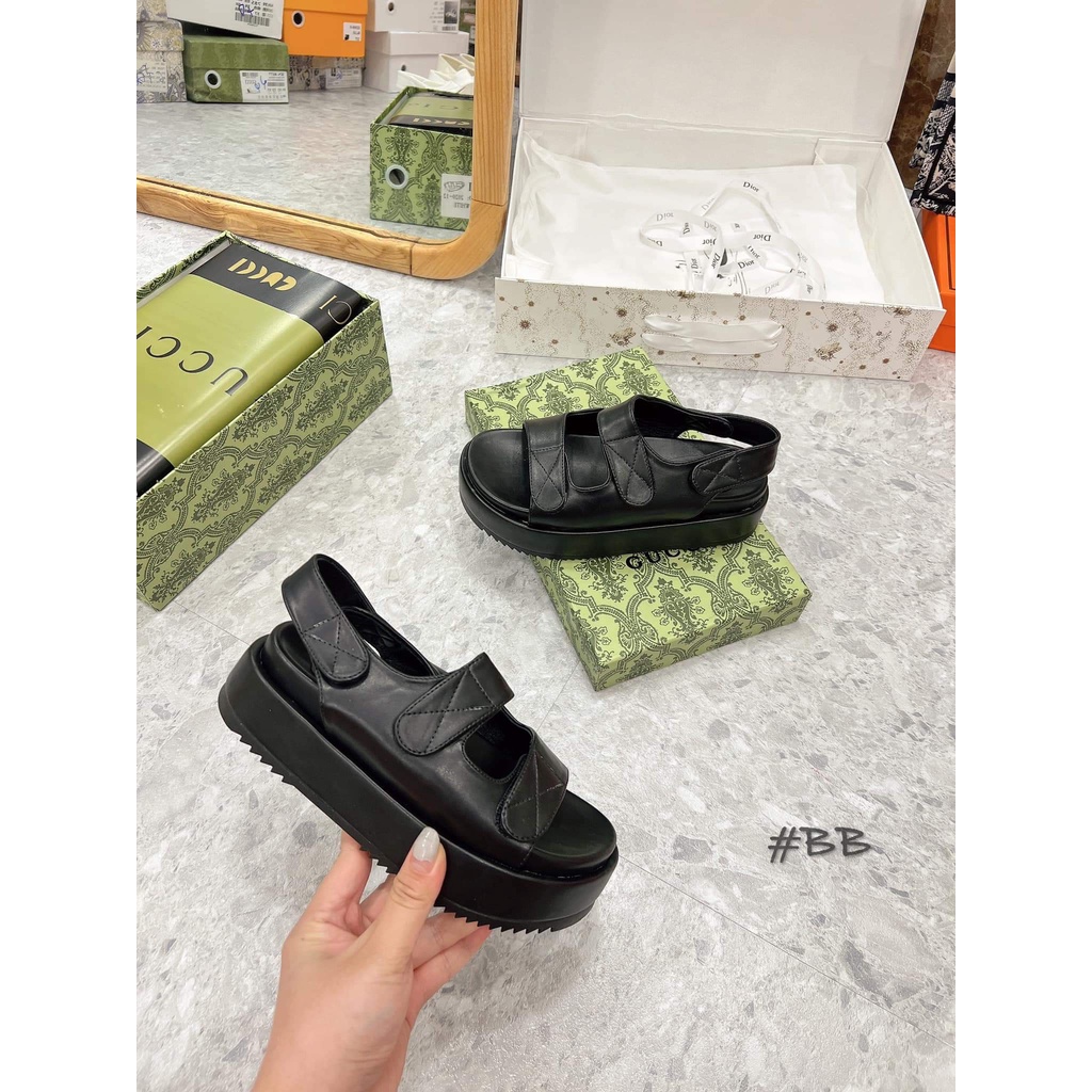 Sandal nữ quai dán trần chỉ đế bánh mì Nguyên hộp hãng cao cấp