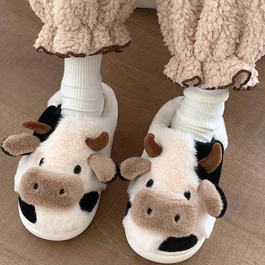 Dép bông đi trong nhà hình chú bò dễ thương