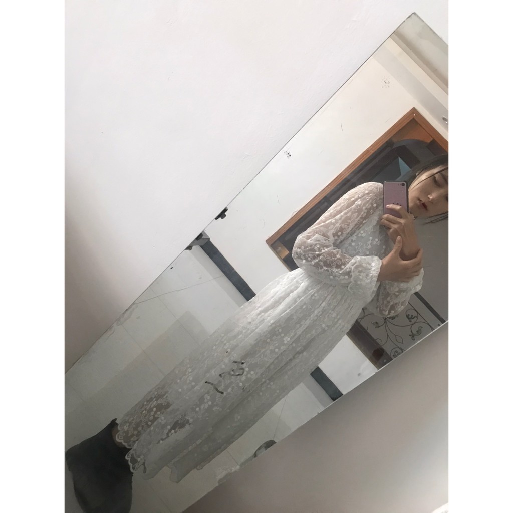 Set váy ren cổ cao dài tay và áo cardigan