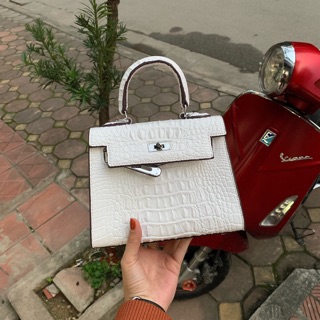Túi H.M da cá sấu size20 (Trắng)