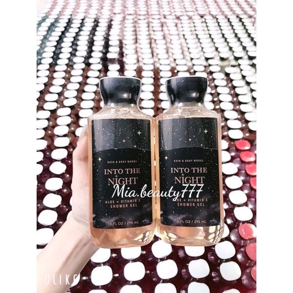Sữa tắm hương nước hoa mềm mịn da Into The Night Bath And Body Works 295ML