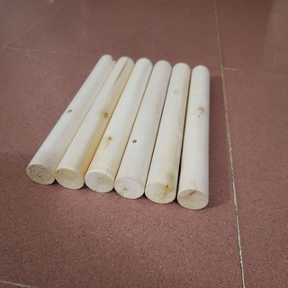 Thanh Gỗ Tròn Bồ Đề Phi 3cm Dài 25cm ( Có Mắt Gỗ )