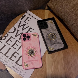 Ốp lưng iphone chro me heart da loang màu