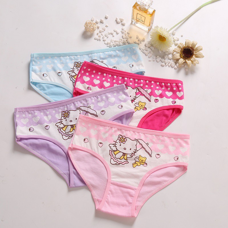 Set 4 quần lót in họa tiết Hello Kitty cho bé gái